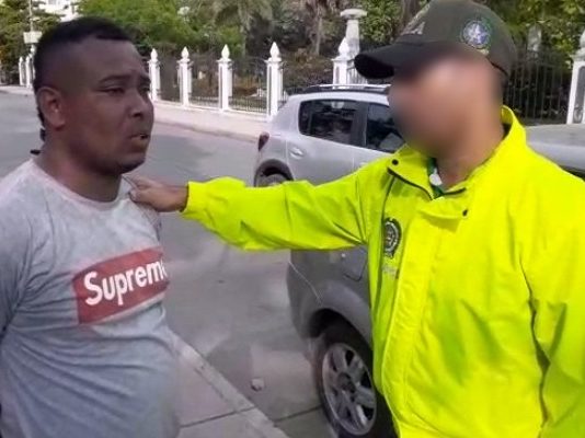Capturan en Cartagena a mototaxista que extorsionaba a comerciante local Mototaxista-capturado-extorsion