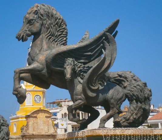 Declaran 54 Bienes como “Bienes de Interés Cultural del Distrito de Cartagena de Indias” muelle los pegasos