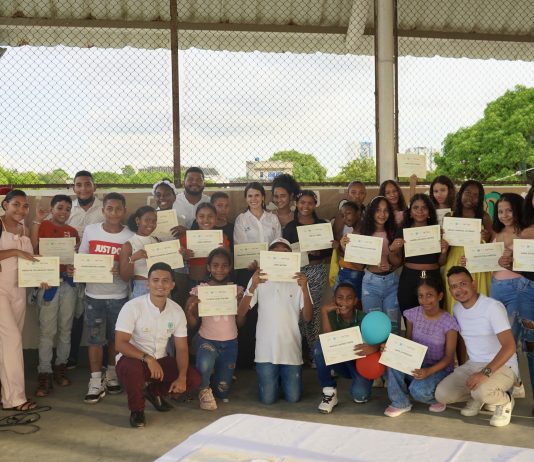35 jóvenes de Olaya Herrera le apuestan a la paz a través de la comunicación