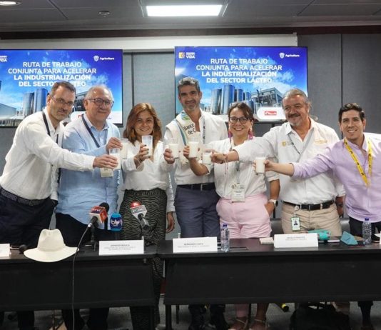 MinAgricultura, Asoleche y Alquería anuncian ruta de trabajo conjunta para acelerar la industrialización del sector lácteo en Colombia