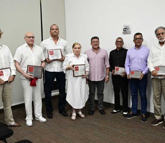 La SCA Bolívar Rindió homenaje a los Arquitectos Destacados de 2023 SCA Bolívar otorga premio a: Humberto Enrique Rodríguez Cobo, Skarling León Hernández, Julio Bustamante Castillo y Mario Bossa Sotomayor.